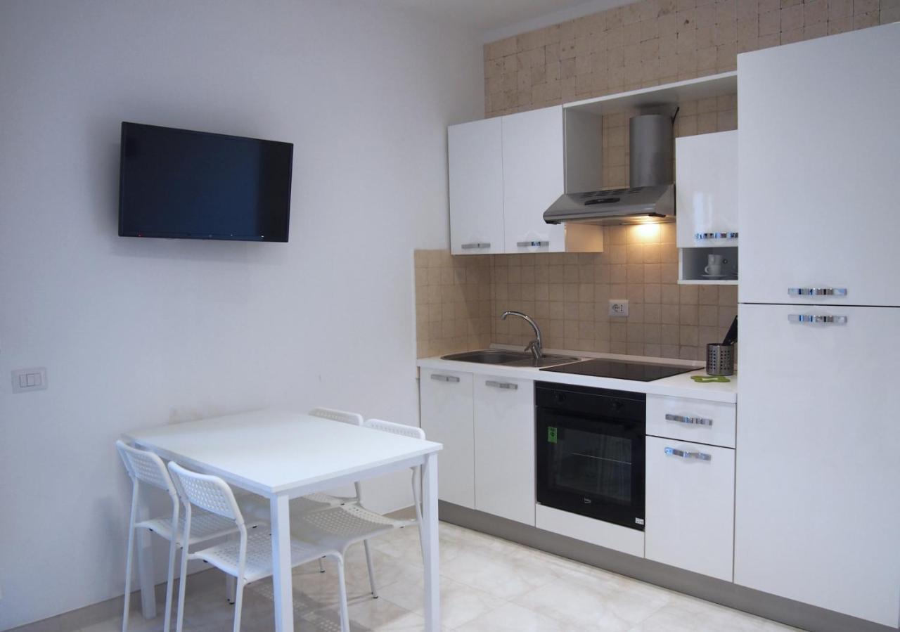 Le Rose Beach & Suites Appartamenti Fronte Mare A Villarosa Martinsicuro Exterior foto