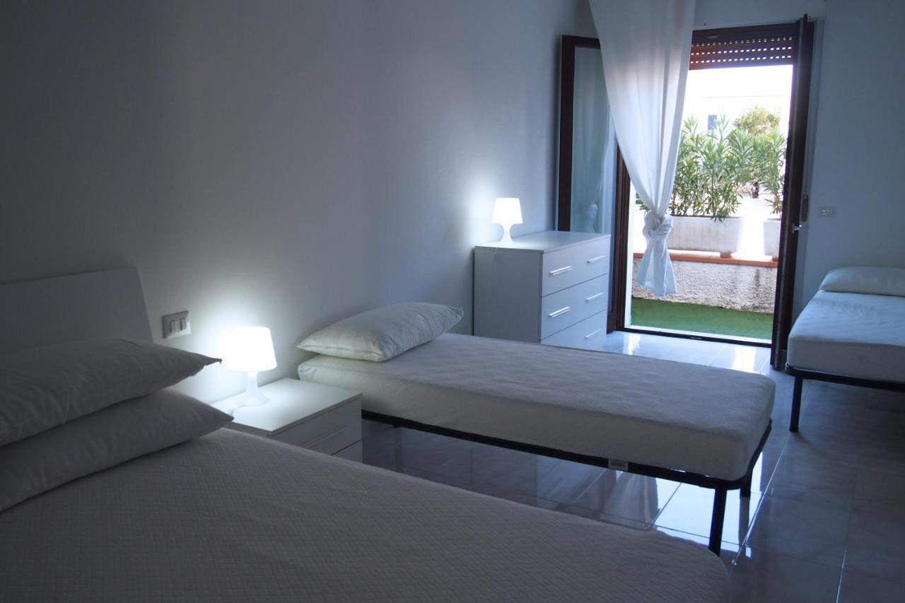 Le Rose Beach & Suites Appartamenti Fronte Mare A Villarosa Martinsicuro Exterior foto